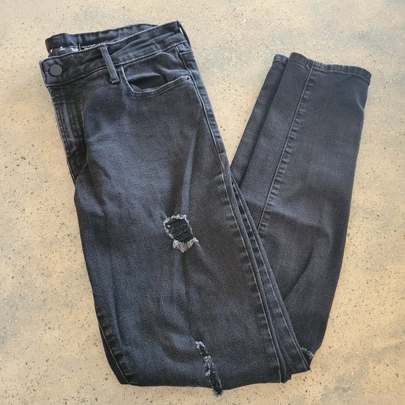 Womens Old Navy Size 8 Ripper Black Denim Long, Mid-Rise Pop Icon Skinny Jeans - Picture 1 of 3